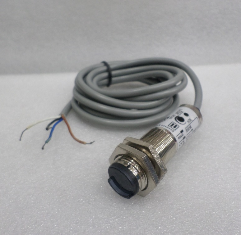  Photo Sensor 12-24vdc. จับ40cm. รุ่น CDD-40N,40P  แสตนเลส