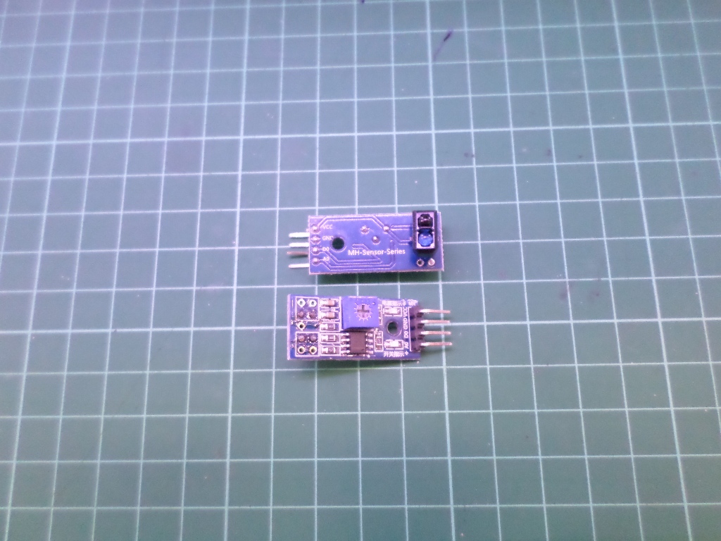 รหัส SAA047 โมดูลตรวจจับสิ่งกีดขวาง หรือ ตรวจจับเส้น TCRT5000 sensor คลิกดูรายละเอียด>>