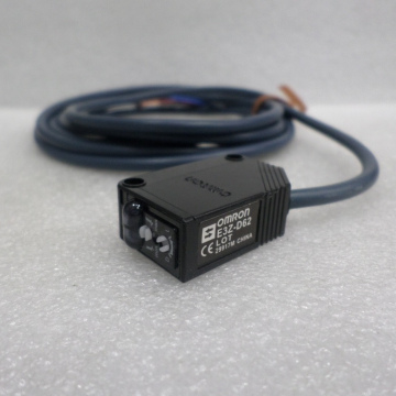 รหัส SMT00013 Photo Sensor รุ่น CDD-R62 ระยะ 1 เมตร 12-24vdc